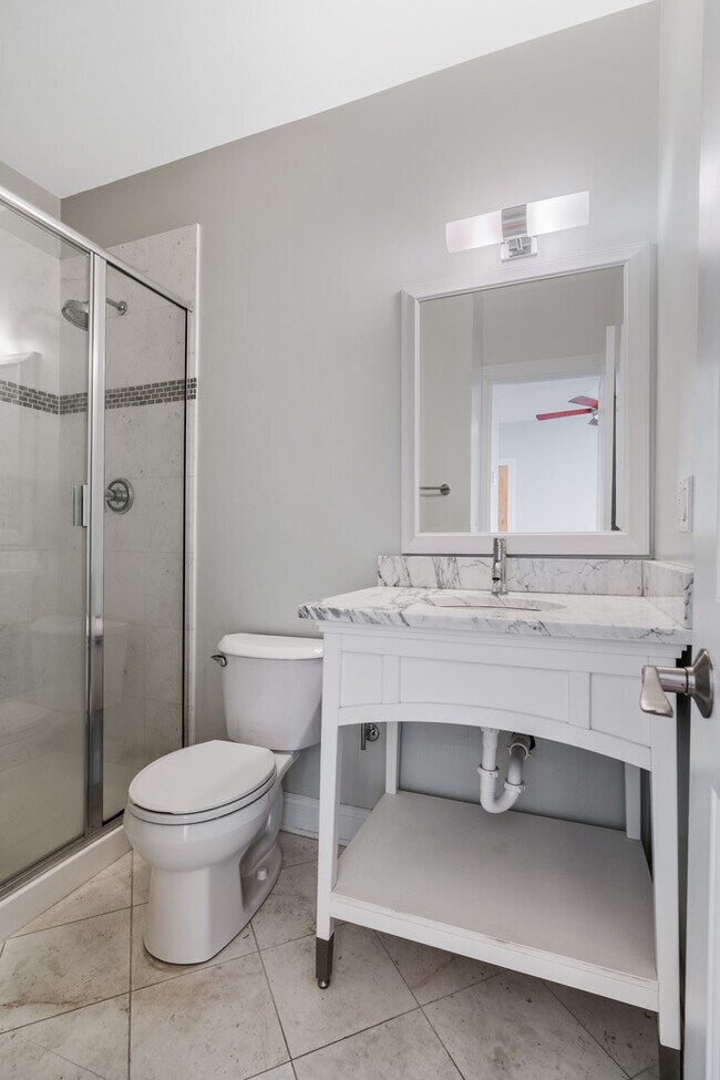 Photo - 2142 W Addison St Unit 3B