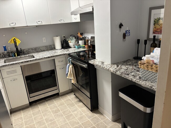 Photo - 61 Babcock St Unit 1
