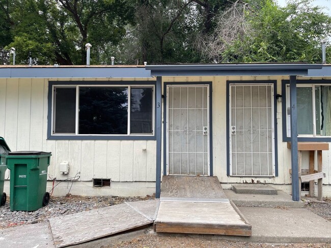 Building Photo - 1515 Arthur St