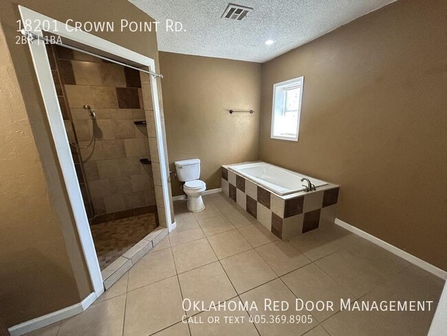 18201 Crown Point Rd