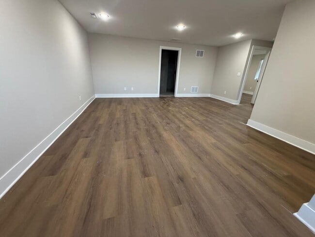 Photo - 9418 E Chris St