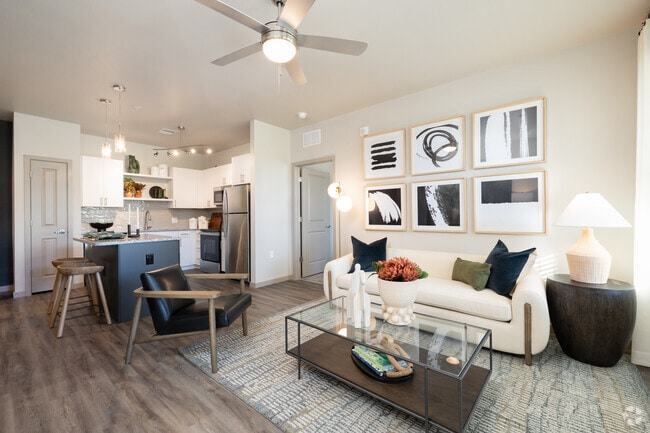 2BR, 2BA - 1,088SF - Living Room
