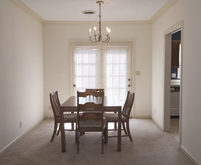 Photo - Castlewood Apartments