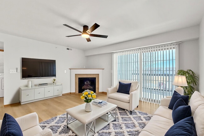 Living Room - Prairie Bend Apartments