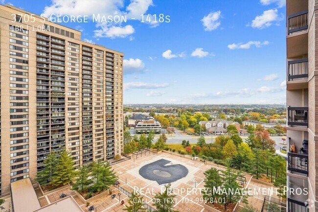 Building Photo - Bright & Beautiful Skyline Condo- Utilitie... Unit 1418s