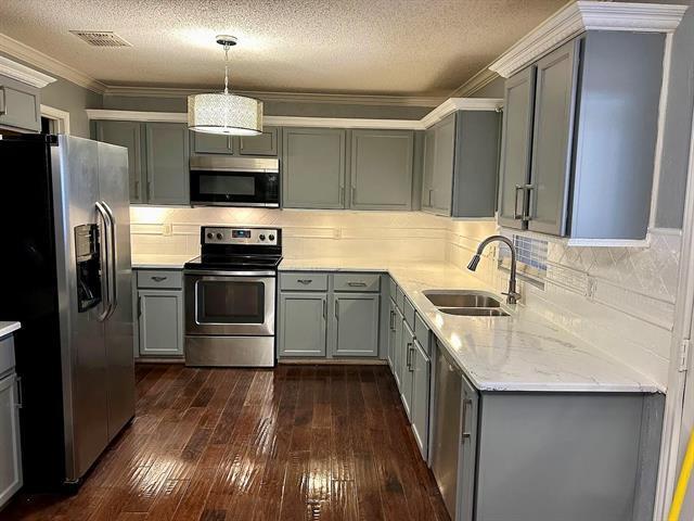 Photo - 2752 Peach Dr