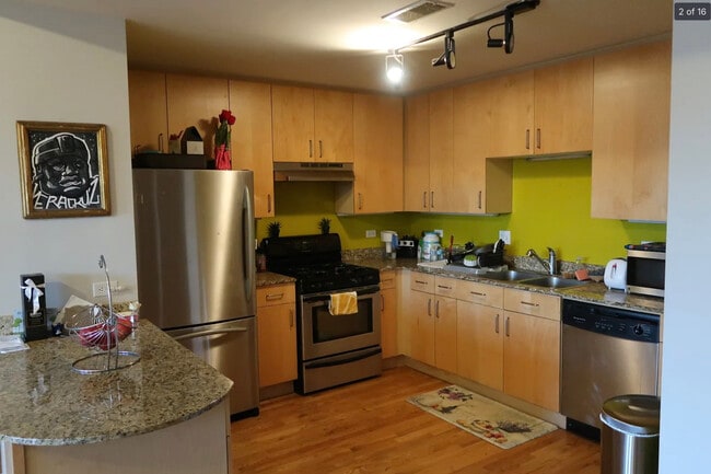 Photo - 1910 S State St