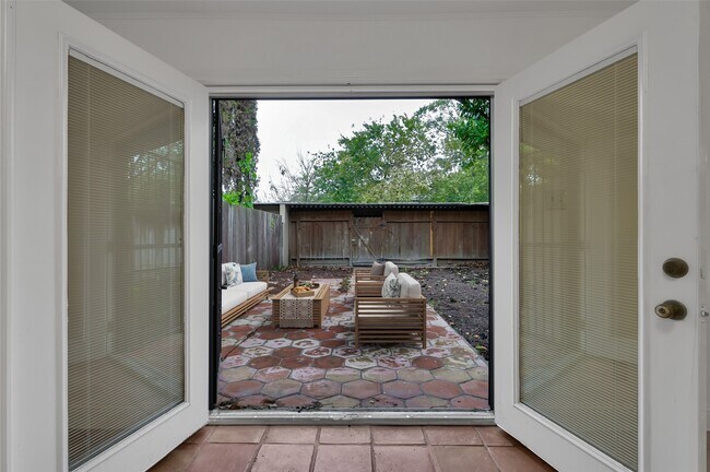 Photo - 10203 Beekman Pl Dr Unit True