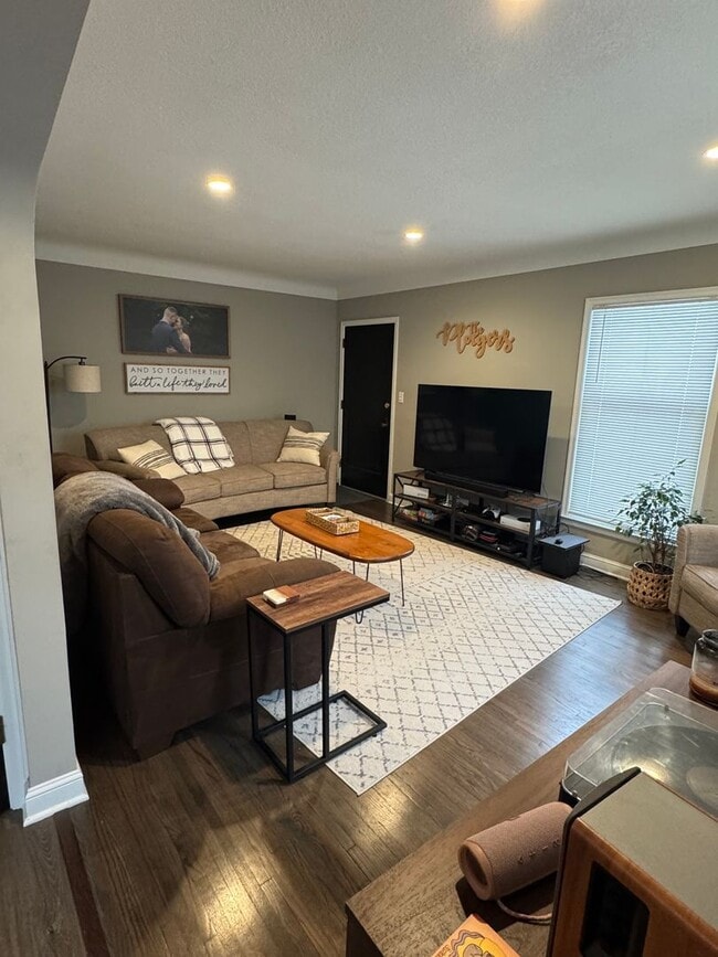 Photo - 5704-5706 Chicago Avenue Unidad 5706