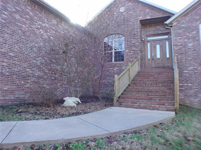 Photo - 73 Pimlico Dr