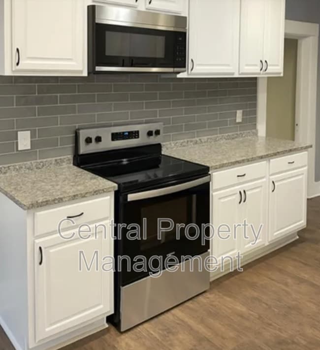 Photo - 795 Howard St