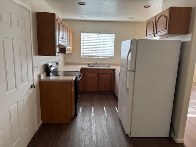 Photo - 17150 E Roadrunner Rd Unidad B - 17150 E Roadrunner Rd