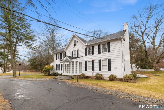 Photo - 523 Danbury Rd Unit C