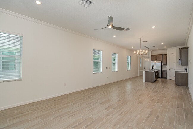 Photo - 2243 Antarus Dr NW