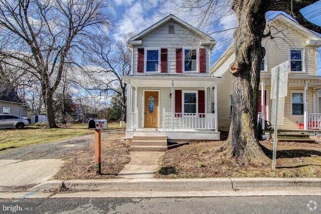 Building Photo - 8616 Maple Ave Rental