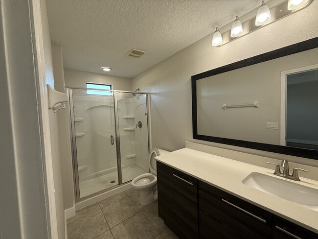 Photo - Charming 2-Bed, 2-Bath Townhouse Retreat o...