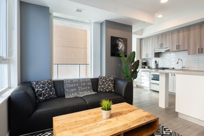 Photo - 90 Champagne Ave S Unit ID1223069P