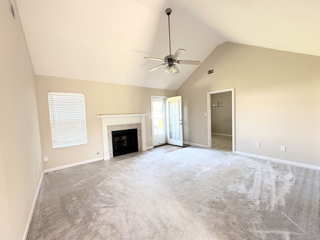 Photo - 4303 Pineview Ln