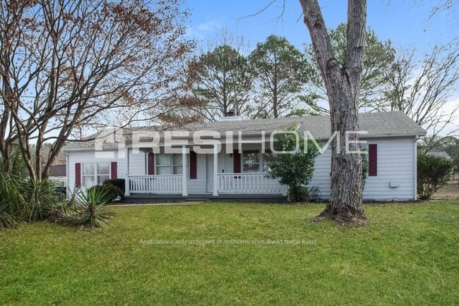 Building Photo - 116 Eula Way