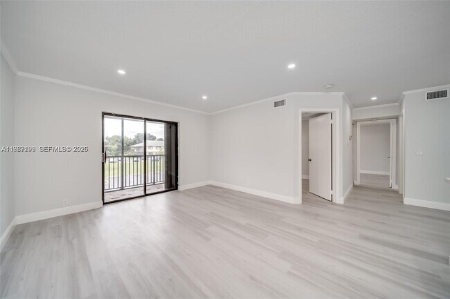 Photo - 677 Trace Cir Unit 211