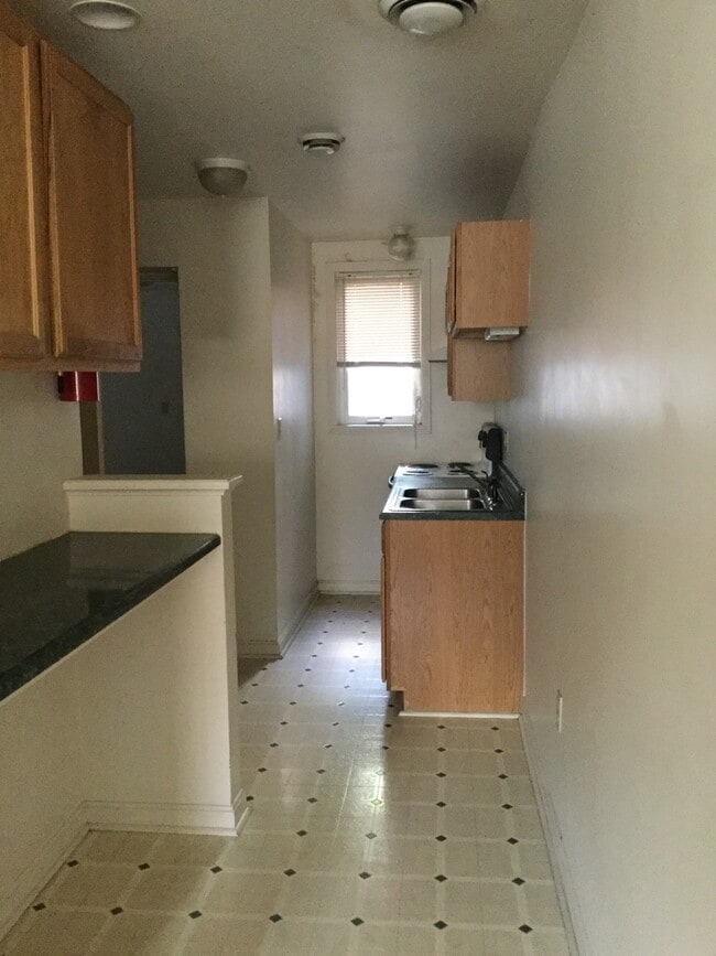 Photo - 46 S Earl St Unidad 1