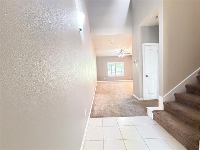 Photo - 304 Basil St