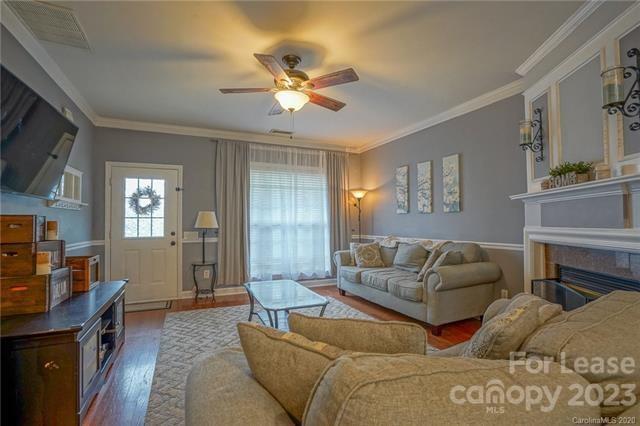 Photo - 2125 McKenzie Creek Dr