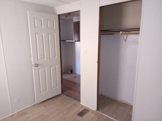 Photo - 1011 Lindberg Ave