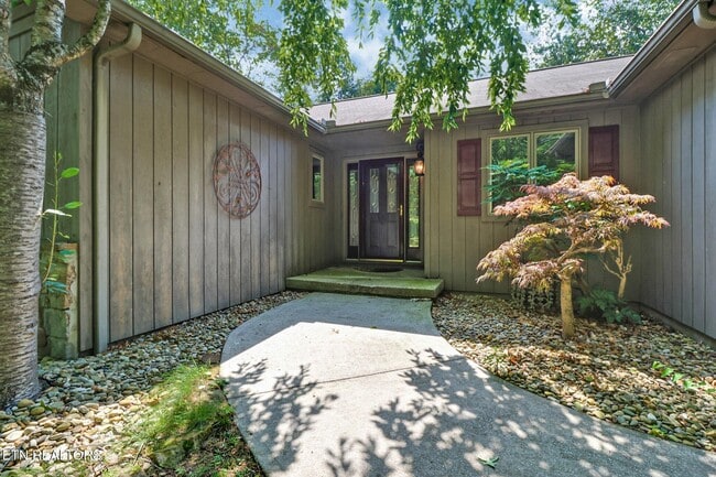 Photo - 101 Walden Ridge Dr