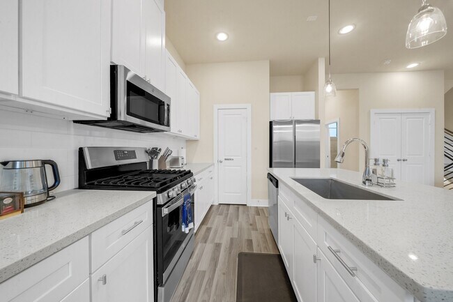 Photo - 6746 Del Rio St