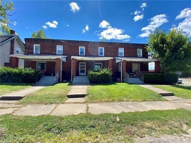 Building Photo - 101 E Boston Ave Rental