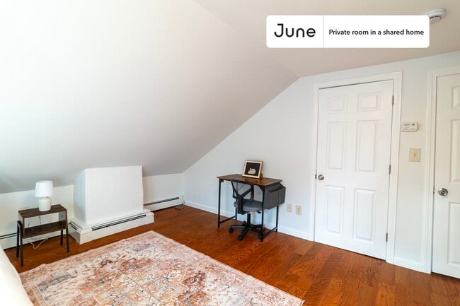 Photo - Room in Shared 4 bed/4 bath home Unit C