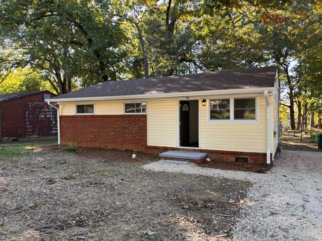 Photo - 1813 Blain St