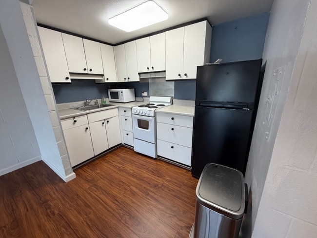 Photo - 1415 Victoria St Unit Apt 509