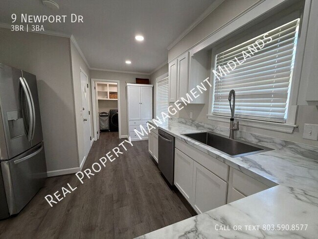 Photo - 9 Newport Dr