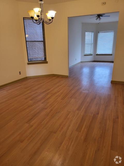 Building Photo - 6110 S Kimbark Ave Unit 1 Rental