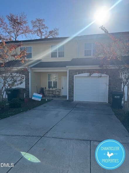 Photo - 136 Sunnyview Ln