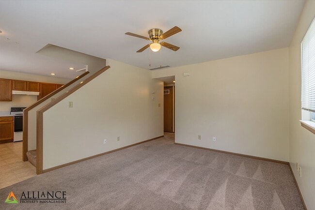 Photo - Moro St. 928-30 Unit 928