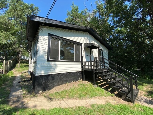 Building Photo - LEASE TO OWN $1,400 MO Rental