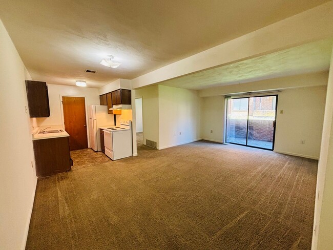 900B Progress Street