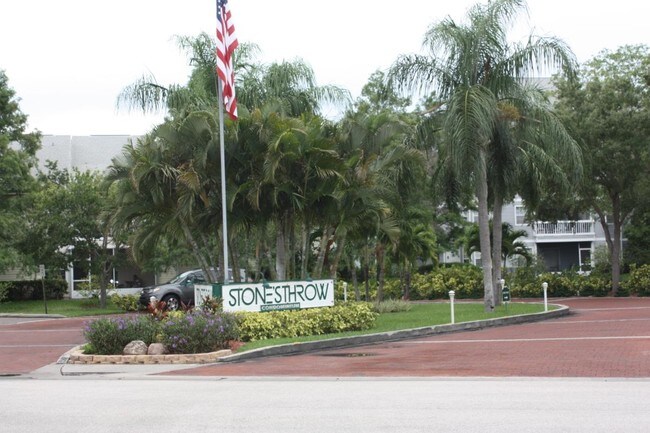 Stonethrow Condominiums - Stones Throw Condominium