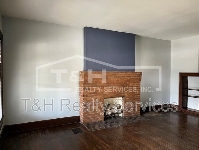 Photo - 3534 N College Ave