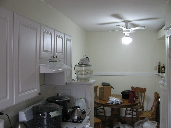 Photo - 749 Heman Ave