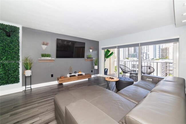 Photo - 200 178th Dr Unit 0