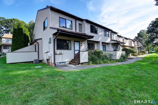 545 Cypress Rd Unit 545