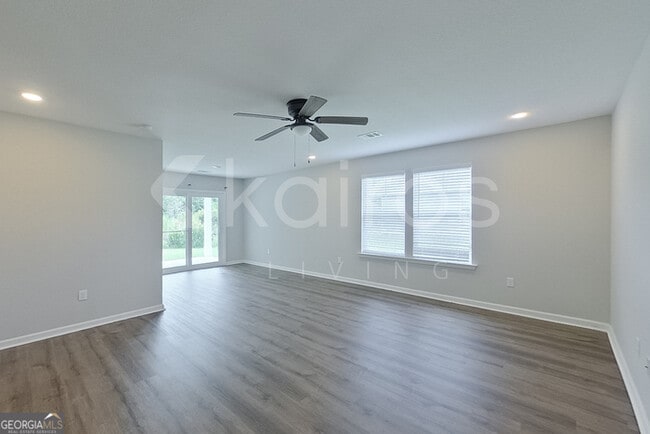 Photo - 52 Cottage Grove Dr