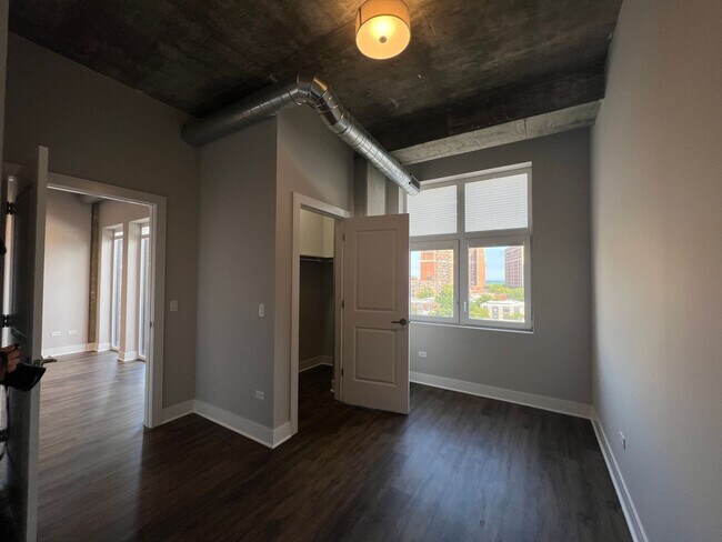 Photo - 718 W Grace St