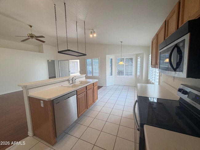 Photo - 12054 S 44th St