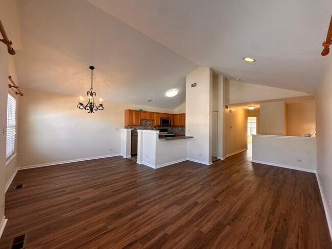 Photo - 437 Pine Lake Cir