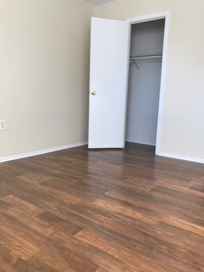 Photo - 1113 Vincent Rd